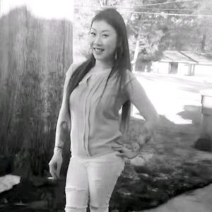 Meet your Posher, Iris